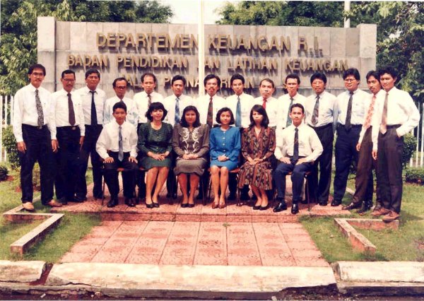 Glass ceiling in government